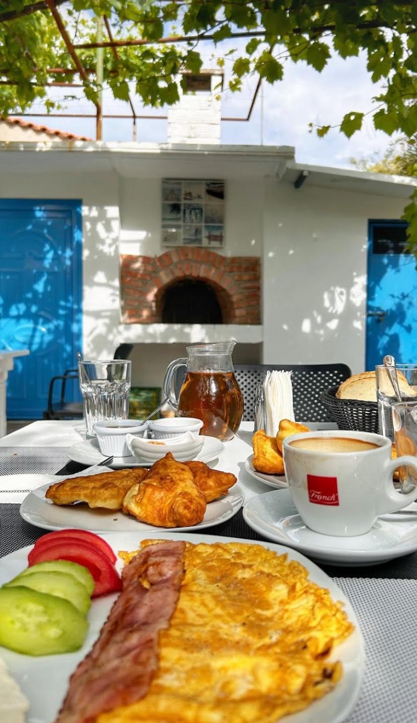 Ionian View B&B Himare Ngoại thất bức ảnh