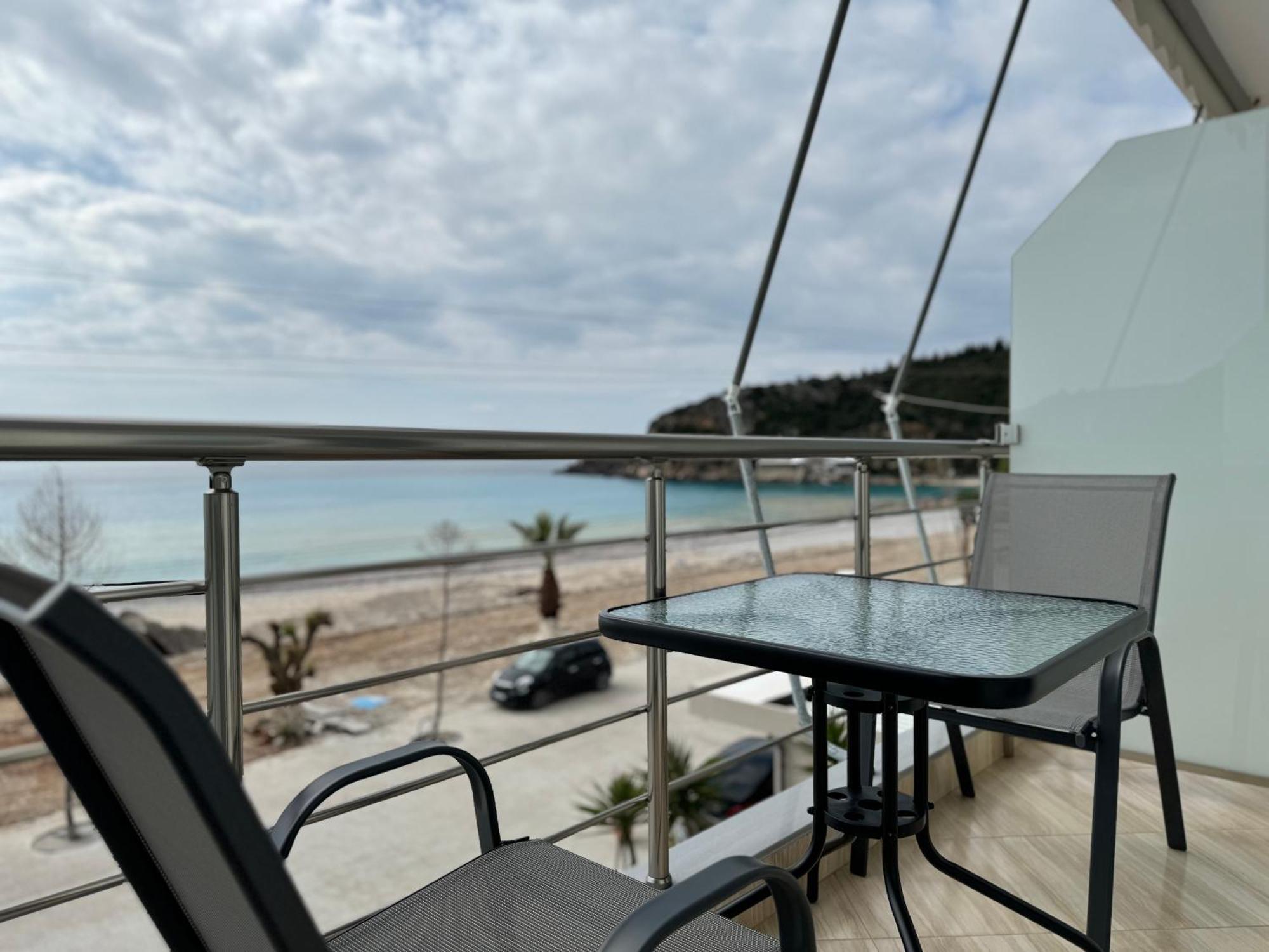 Ionian View B&B Himare Phòng bức ảnh
