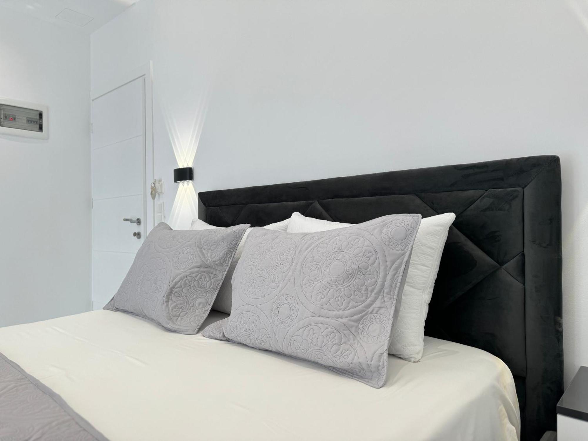 Ionian View B&B Himare Phòng bức ảnh